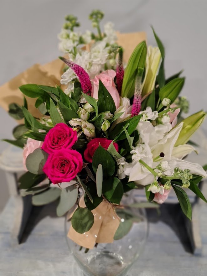 The Sweetheart Mix (Pinks & Whites) - Variegated Roots