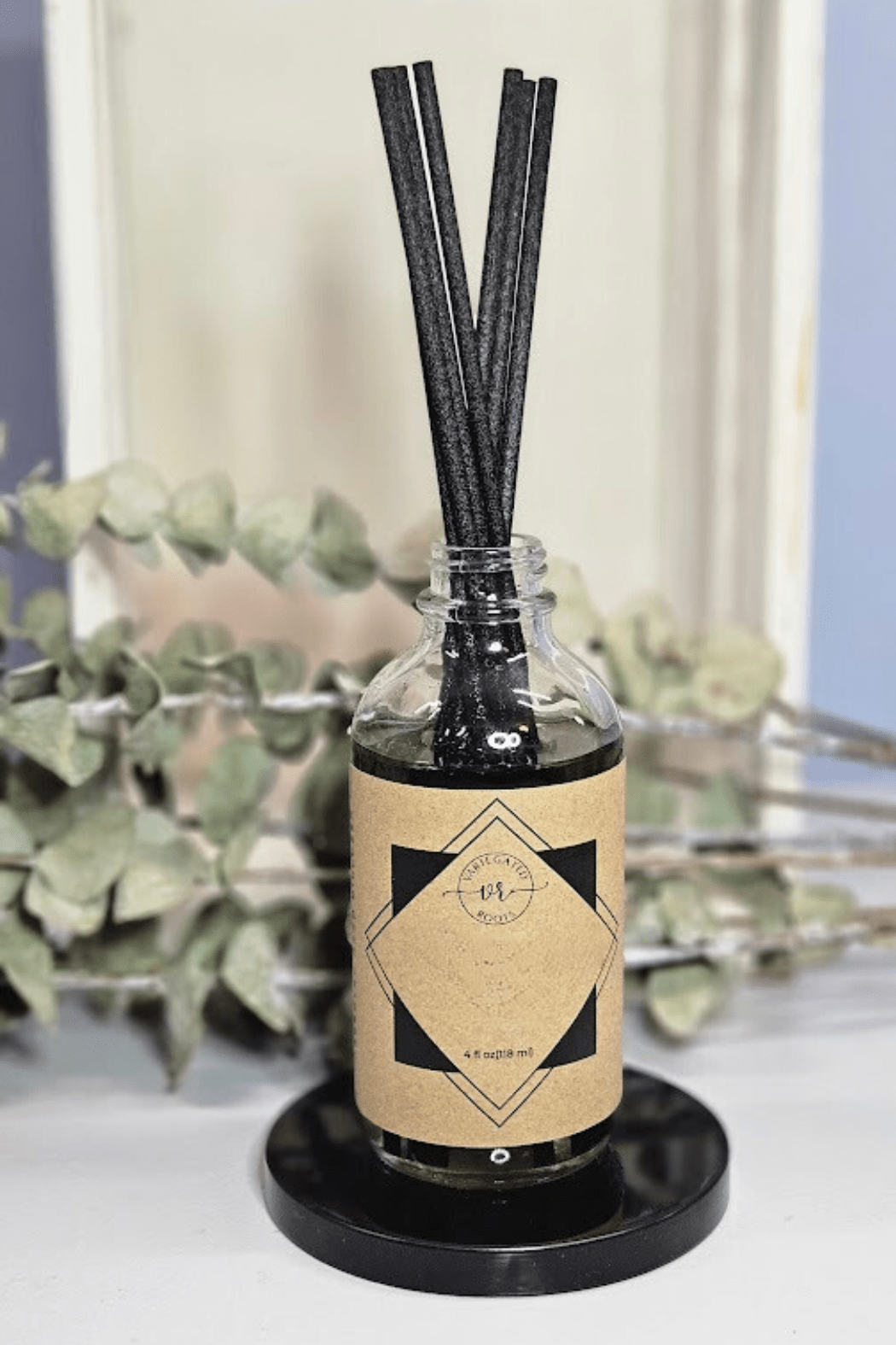 Smoky Embers | Reed Diffuser - Variegated Roots